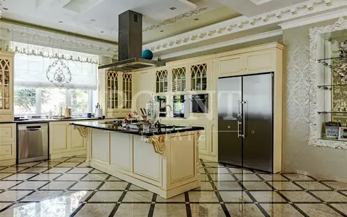 2-этажный коттедж 915 м² с отделкой