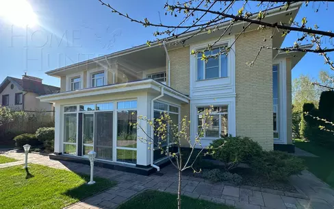 2-этажный коттедж 345 м² с отделкой