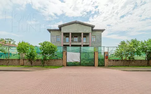 2-этажный коттедж 703 м² без отделки
