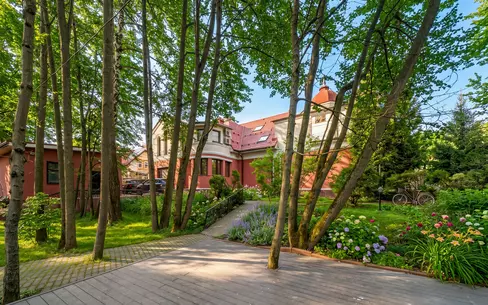 2-этажный коттедж 730 м² с отделкой