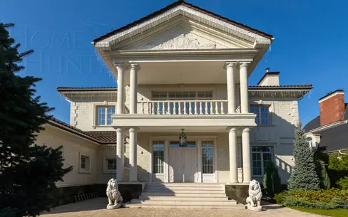 2-этажный коттедж 550 м² с отделкой