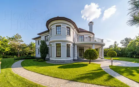 2-этажный коттедж 590 м² с отделкой