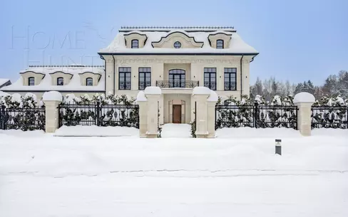 3-этажный коттедж 1 000 м² без отделки