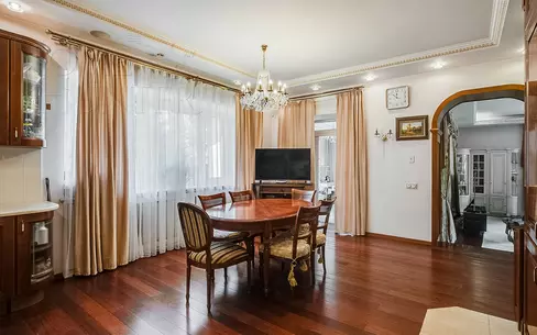 2-этажный коттедж 648 м² с отделкой