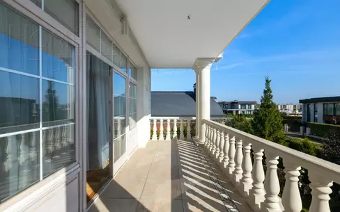 2-этажный коттедж 550 м² с отделкой