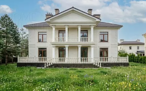 2-этажный коттедж 380 м² без отделки