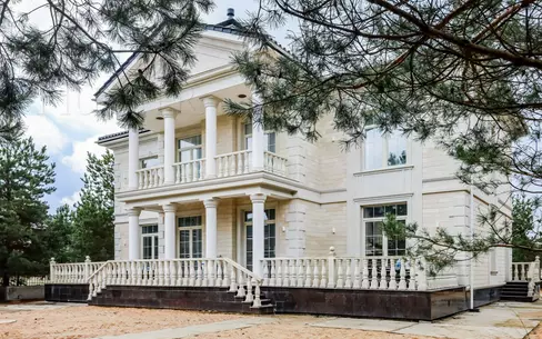 2-этажный коттедж 380 м² без отделки