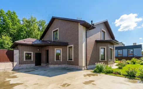 2-этажный коттедж 314.9 м² без отделки