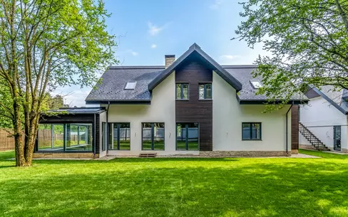 2-этажный коттедж 300 м² без отделки