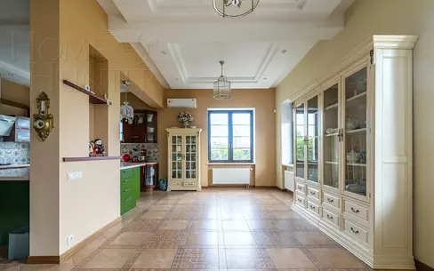 3-этажный коттедж 470 м² с отделкой