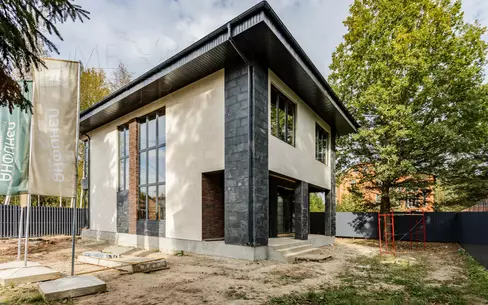 2-этажный коттедж 230 м² без отделки