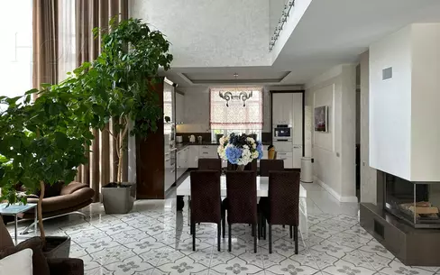 2-этажный коттедж 345 м² с отделкой