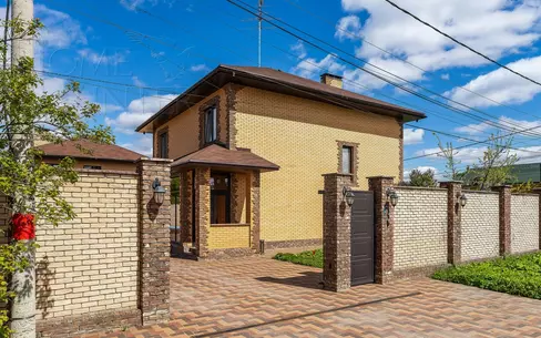 2-этажный коттедж 253 м² с отделкой