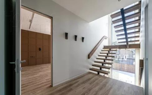2-этажный коттедж 140 м² с отделкой