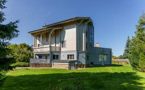 3-этажный коттедж 680 м² с отделкой
