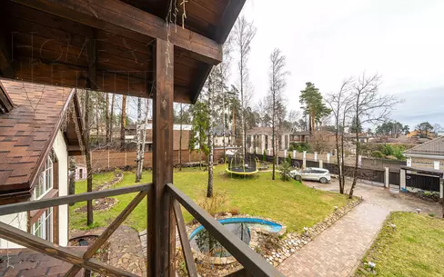 2-этажный коттедж 200 м² с отделкой