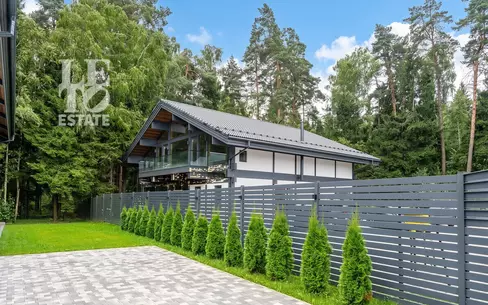 1-этажный коттедж 349 м² без отделки