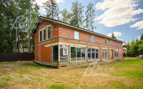 2-этажный коттедж 415 м² без отделки