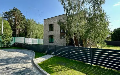 2-этажный коттедж 268 м² без отделки