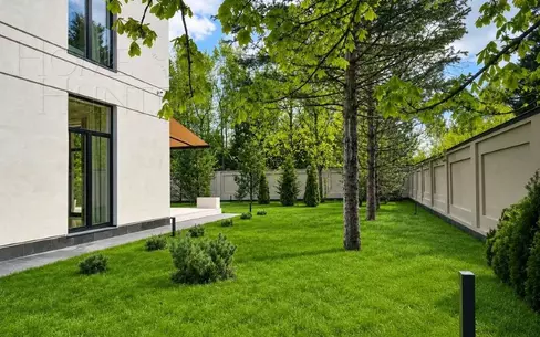 2-этажный коттедж 800 м² с отделкой
