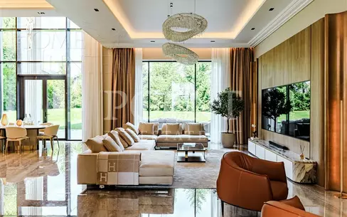 2-этажный коттедж 1 050 м² с отделкой