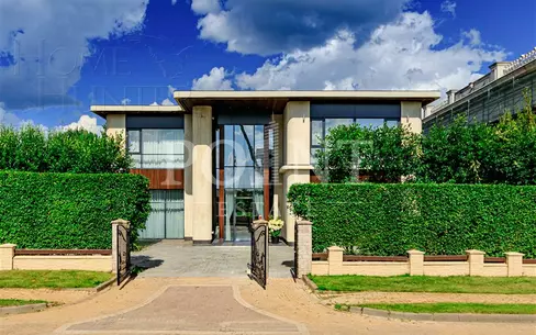 2-этажный коттедж 1 050 м² с отделкой