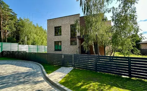 2-этажный коттедж 268 м² без отделки