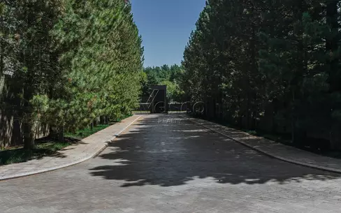 2-этажный коттедж 2 045 м² без отделки