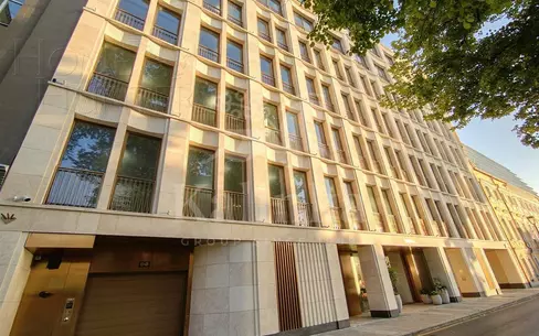4-КОМН. КВАРТИРА С ОТДЕЛКОЙ 209 М² НА 3 ЭТАЖЕ