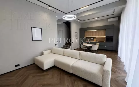 3-этажный таунхаус 168.6 м² с отделкой