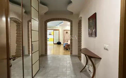 5-КОМН. КВАРТИРА С ОТДЕЛКОЙ 187 М² НА 3 ЭТАЖЕ