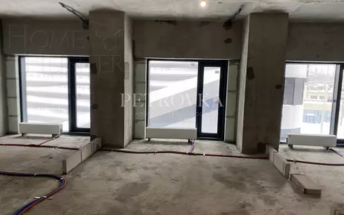 2-комн. кв., 72 м², 2/56 этаж