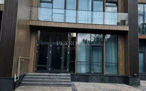 3-этажный таунхаус 168.6 м² с отделкой