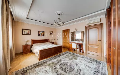 3-КОМН. КВАРТИРА С ОТДЕЛКОЙ 127 М² НА 2 ЭТАЖЕ