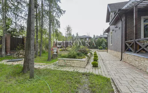 2-этажный коттедж 488.7 м² с отделкой