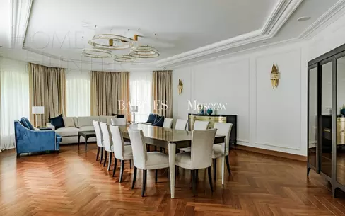 2-этажный коттедж 1 300 м² с отделкой