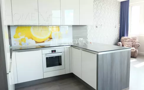 3-КОМН. КВАРТИРА С ОТДЕЛКОЙ 87.5 М² НА 27 ЭТАЖЕ