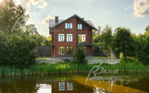 2-этажный коттедж 443 м² без отделки