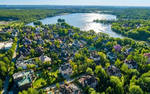 Участок 7.5 сот. в охраняемом поселке