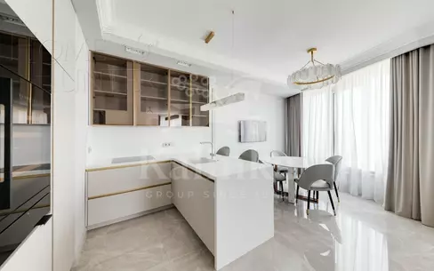 5-КОМН. КВАРТИРА С ОТДЕЛКОЙ 211 М² НА 18 ЭТАЖЕ