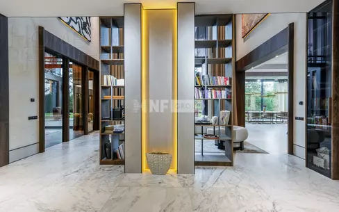 2-этажный коттедж 1 100 м² с отделкой