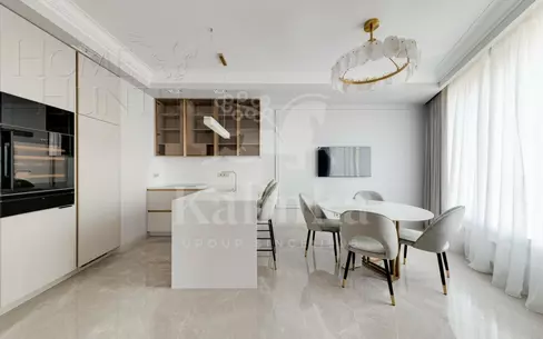 5-КОМН. КВАРТИРА С ОТДЕЛКОЙ 211 М² НА 18 ЭТАЖЕ