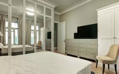 3-КОМН. КВАРТИРА С ОТДЕЛКОЙ 108 М² НА 3 ЭТАЖЕ