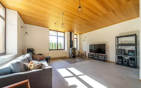 2-этажный коттедж 425 м² с отделкой