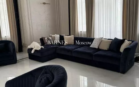 2-этажный коттедж 725 м² с отделкой