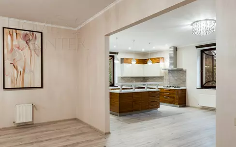 2-этажный коттедж 607 м² с отделкой