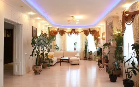 2-этажный коттедж 400 м² с отделкой
