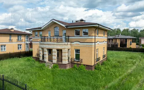 2-этажный коттедж 245.1 м² без отделки