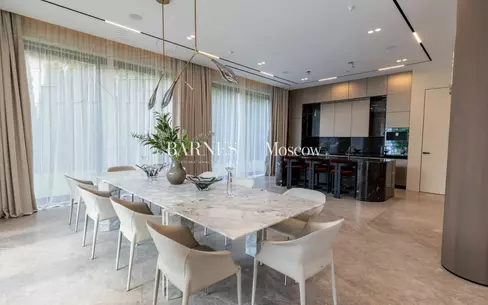2-этажный коттедж 1 150 м² с отделкой