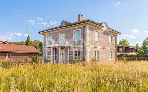 2-этажный коттедж 460 м² без отделки